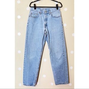 Vintage Levi’s 550 Jeans Light Wash 33x32